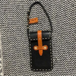 Fredd & Basha Blk/Tan w/White Stitching Detail Leather Carrying Case